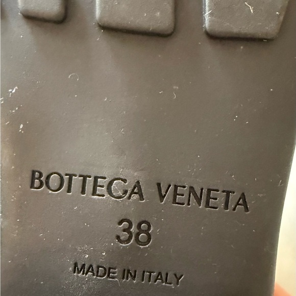 Bottega Veneta Black Sole - Picture 3 of 4